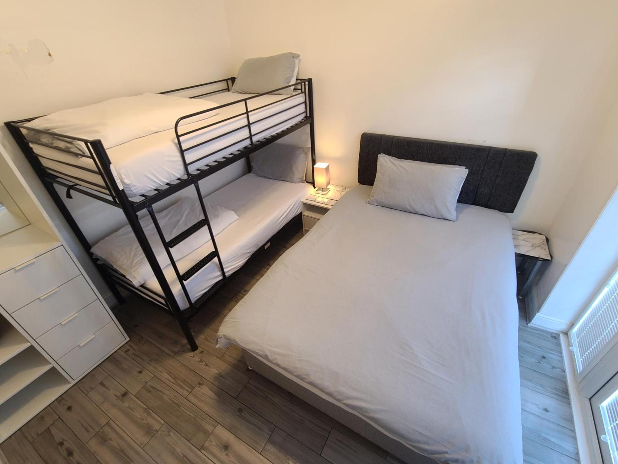 Gatwick Rooms-Travel Service-Airport Parking Ifield Exterior foto